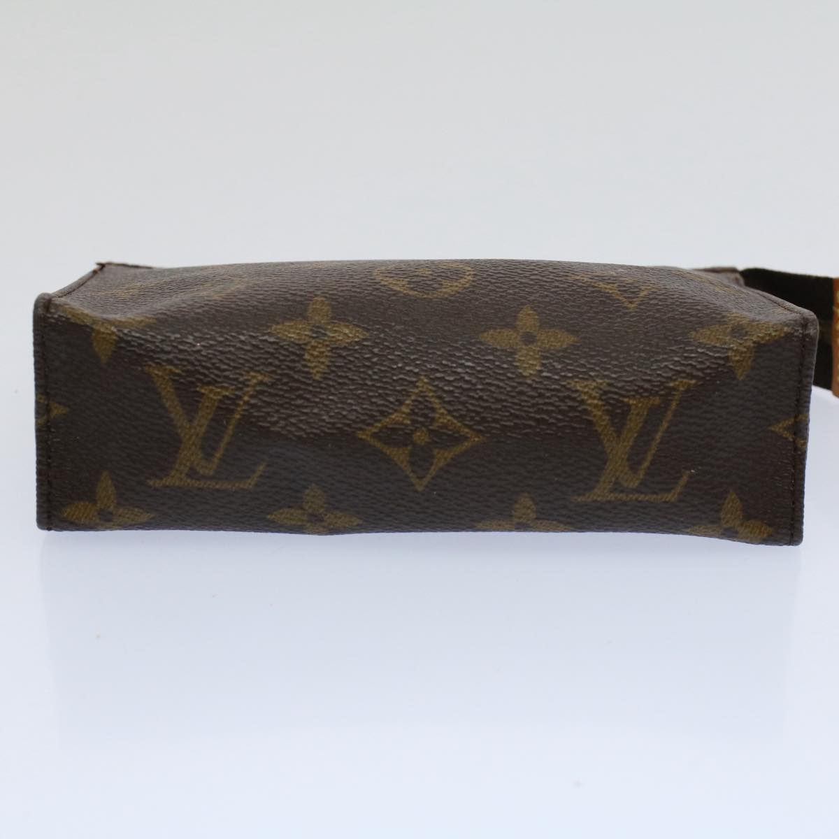 LOUIS VUITTON Monogram Poche Toilette 15 Pouch M47546 LV Auth 57877