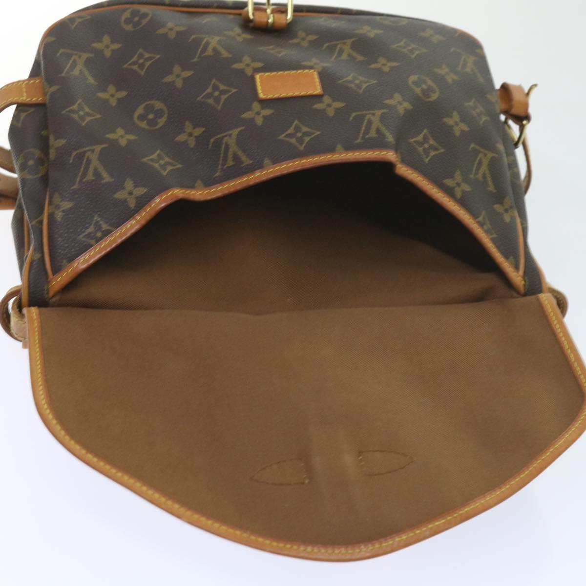 LOUIS VUITTON Monogram Saumur 30 Shoulder Bag M42256 LV Auth 57992