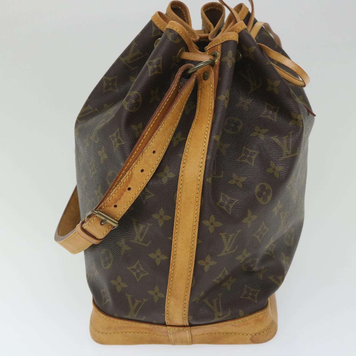 LOUIS VUITTON Monogram Noe Shoulder Bag M42224 LV Auth 57994