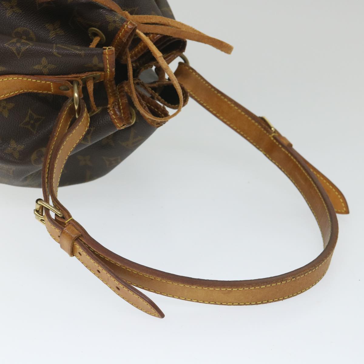 LOUIS VUITTON Monogram Petit Noe Shoulder Bag M42226 LV Auth 57999