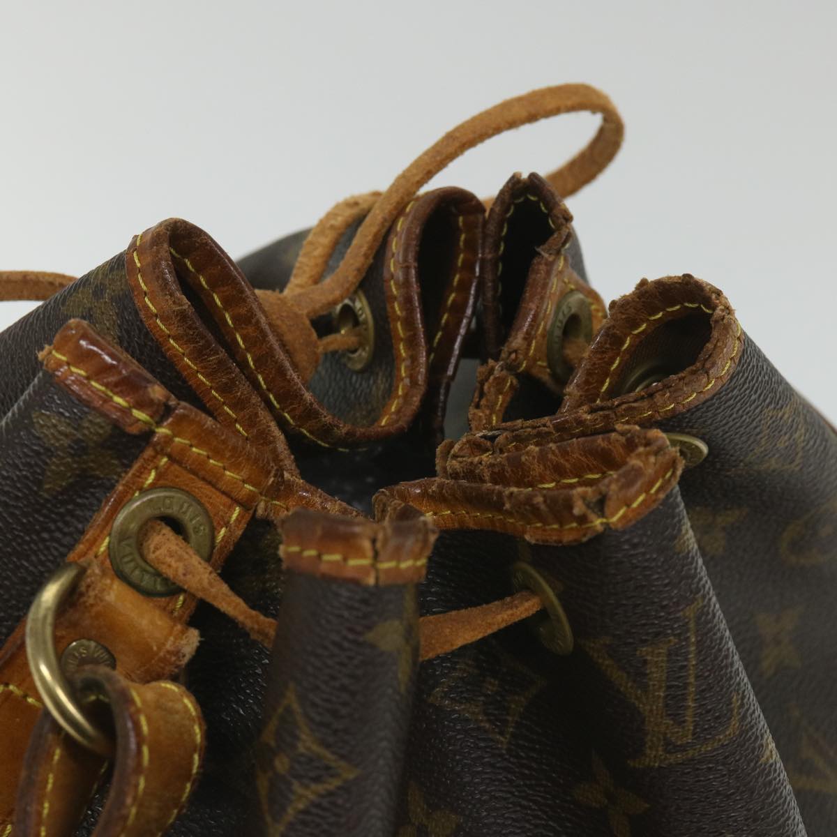 LOUIS VUITTON Monogram Petit Noe Shoulder Bag M42226 LV Auth 57999