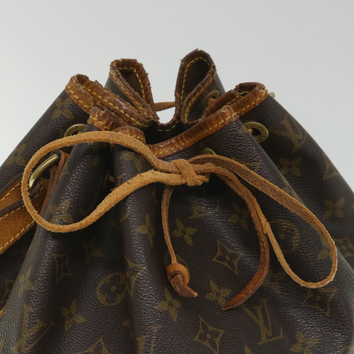 LOUIS VUITTON Monogram Petit Noe Shoulder Bag M42226 LV Auth 57999