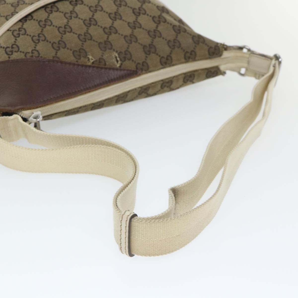 GUCCI GG Canvas Shoulder Bag Beige 145857 Auth 58042