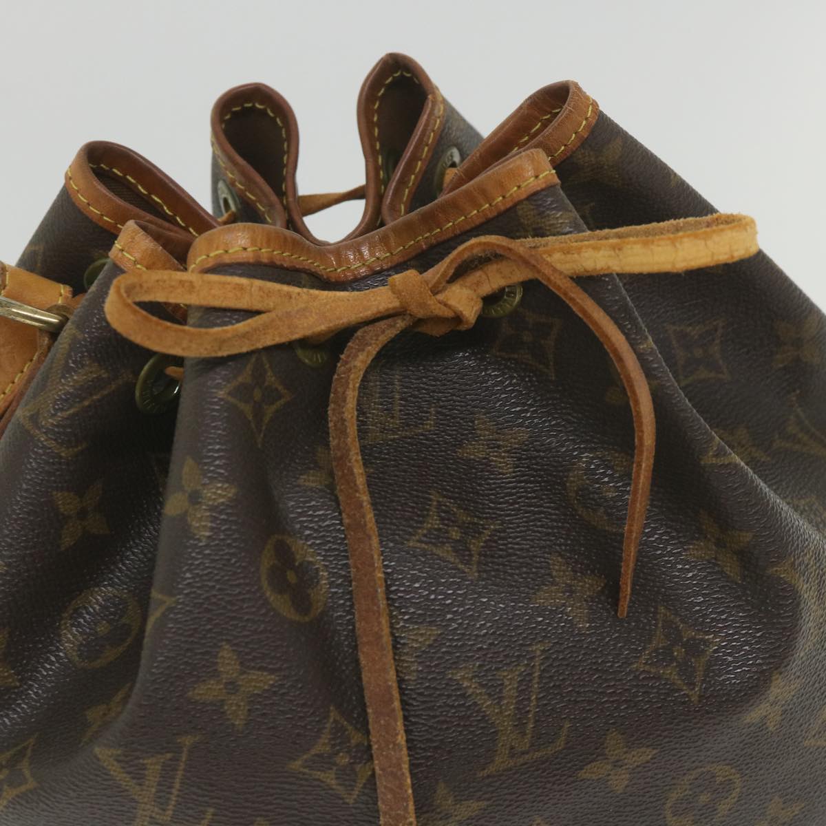 LOUIS VUITTON Monogram Petit Noe Shoulder Bag M42226 LV Auth 58430