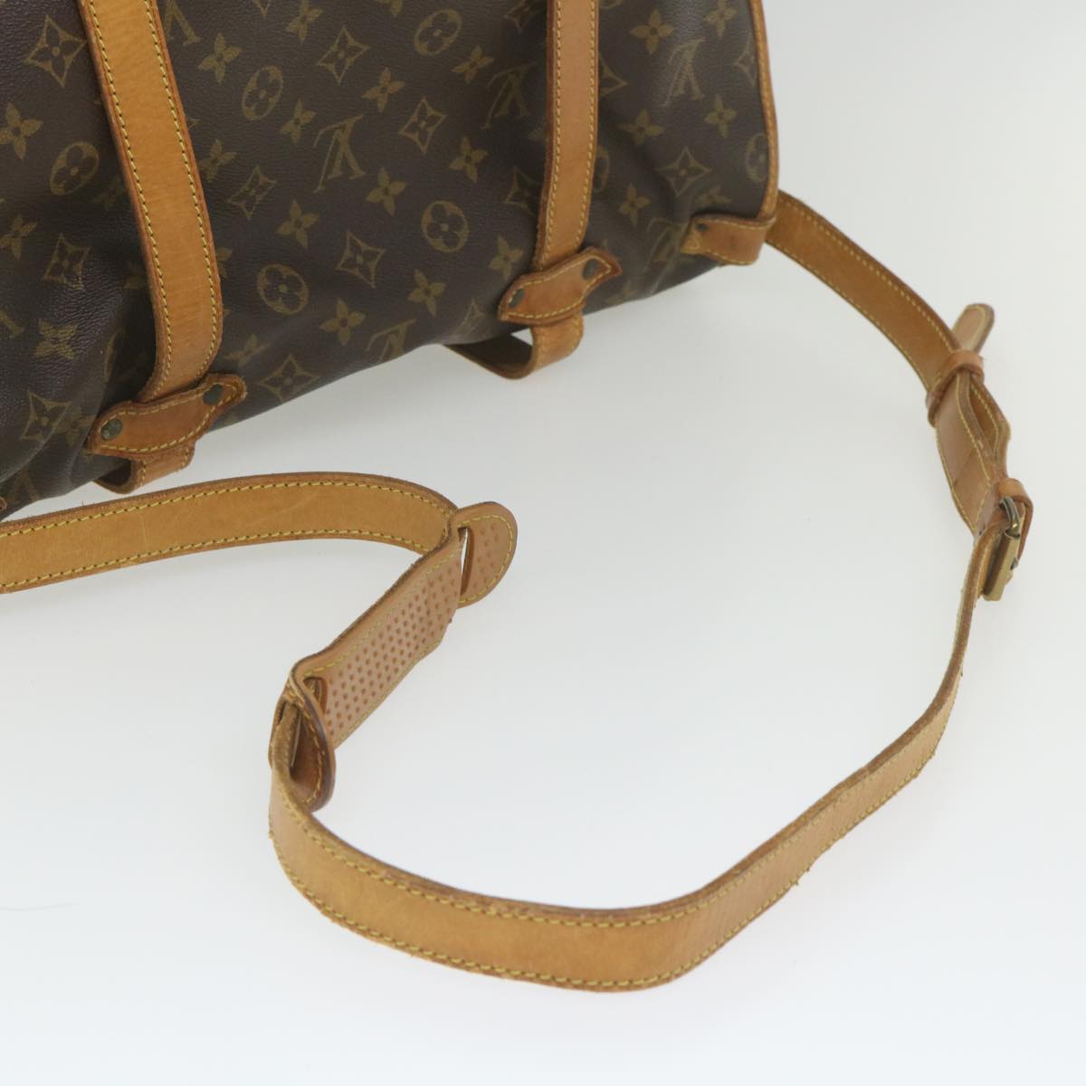 LOUIS VUITTON Monogram Saumur 43 Shoulder Bag M42252 LV Auth 58432