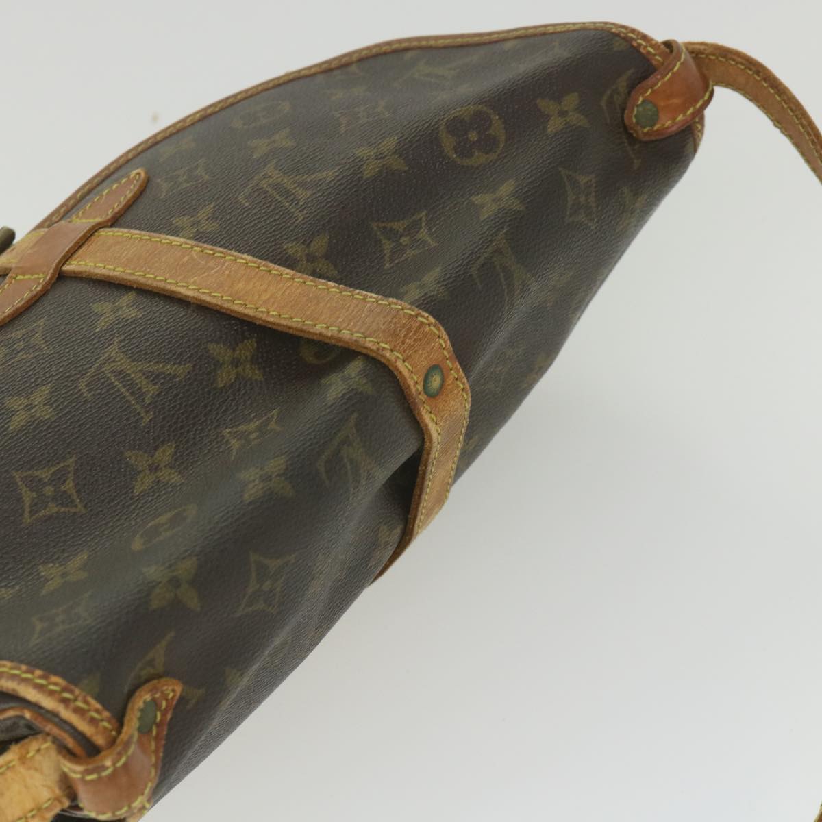 LOUIS VUITTON Monogram Saumur 30 Shoulder Bag M42256 LV Auth 58436