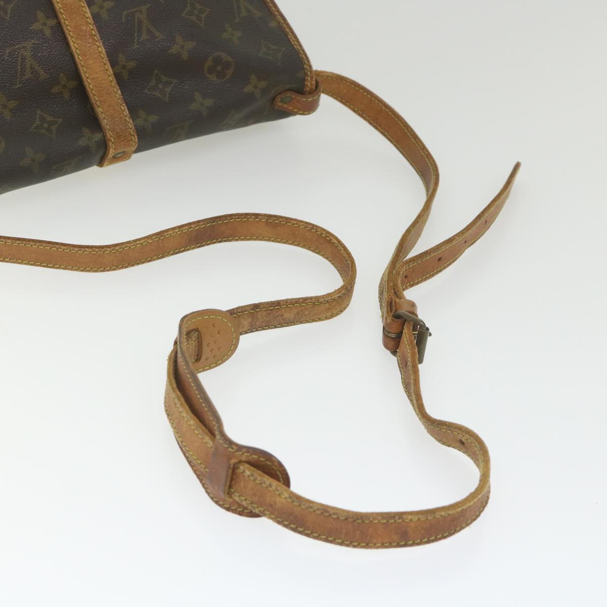 LOUIS VUITTON Monogram Saumur 30 Shoulder Bag M42256 LV Auth 58436