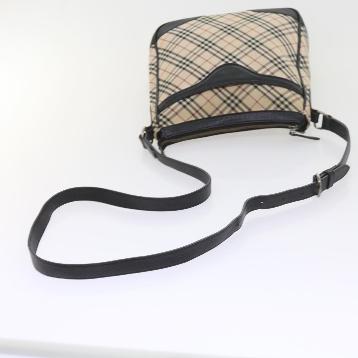 BURBERRY Nova Check Shoulder Bag Nylon Canvas Beige Auth 58493