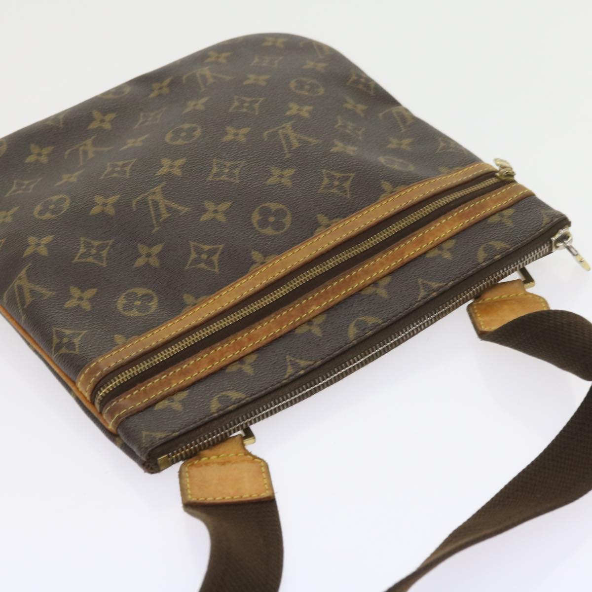 LOUIS VUITTON Monogram Pochette Bosphore Shoulder Bag M40044 LV Auth 58525