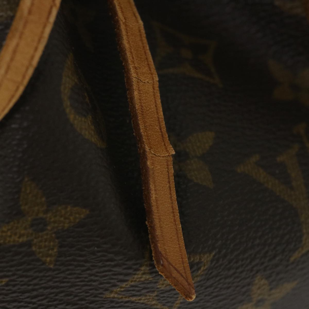 LOUIS VUITTON Monogram Petit Noe Shoulder Bag M42226 LV Auth 58551