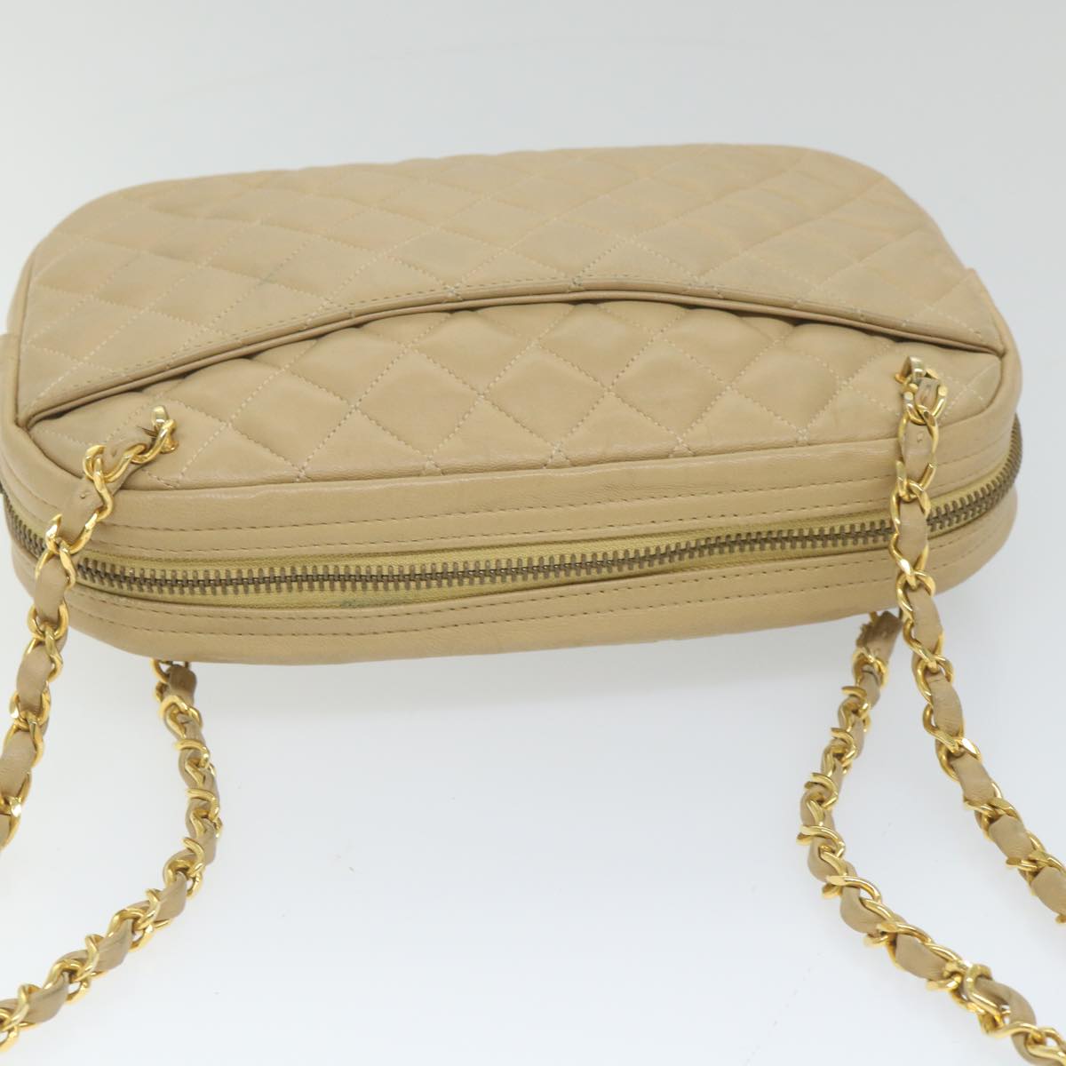 CHANEL Matelasse Chain Shoulder Bag Lamb Skin Beige CC Auth 58614