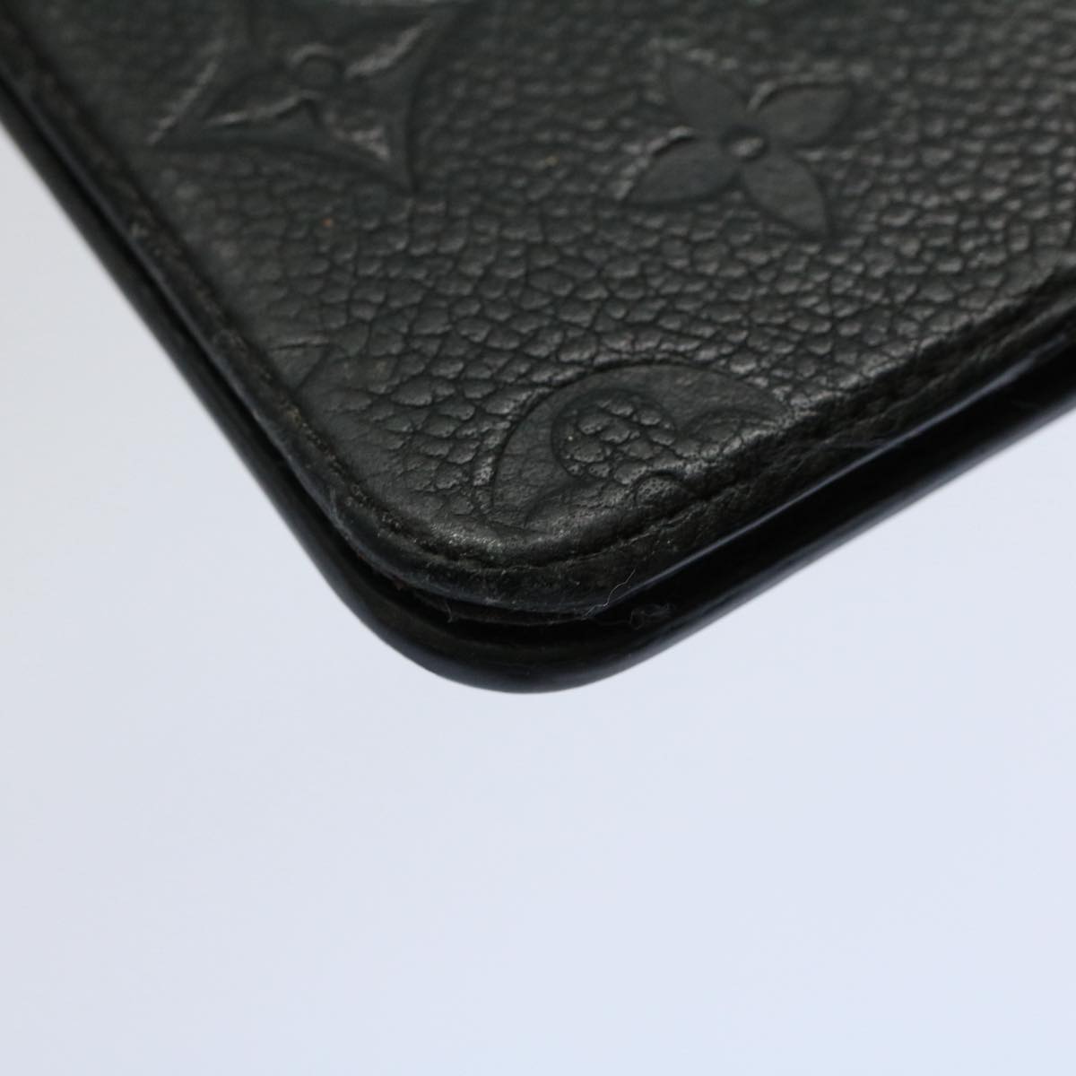 LOUIS VUITTON Monogram Empreinte iPhone 13 Max Case Noir M63586 LV Auth 58682