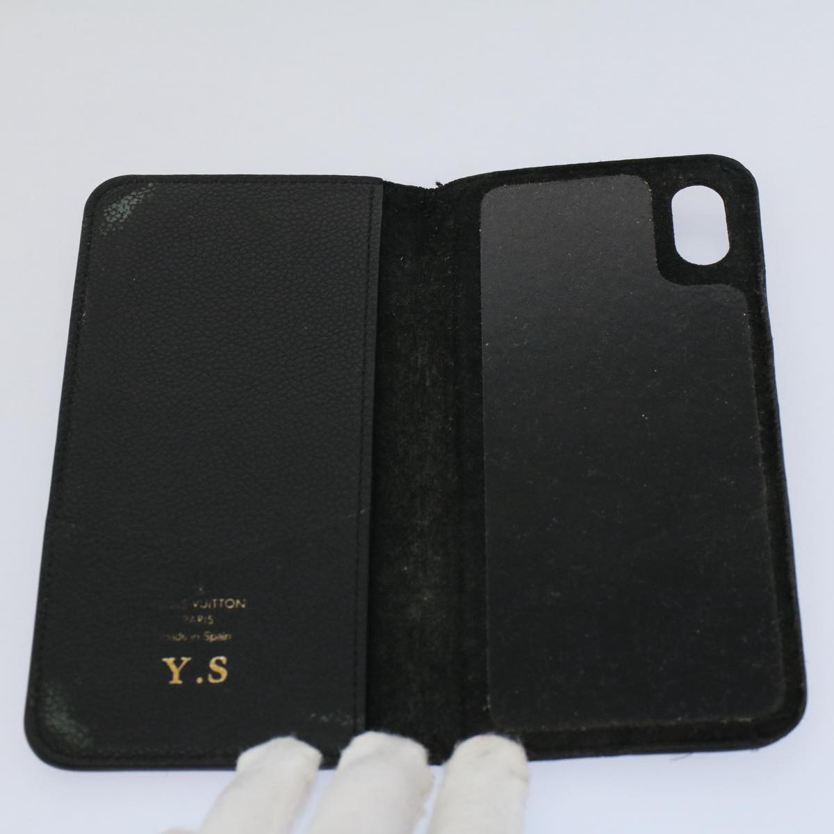 LOUIS VUITTON Monogram Empreinte iPhone 13 Max Case Noir M63586 LV Auth 58682