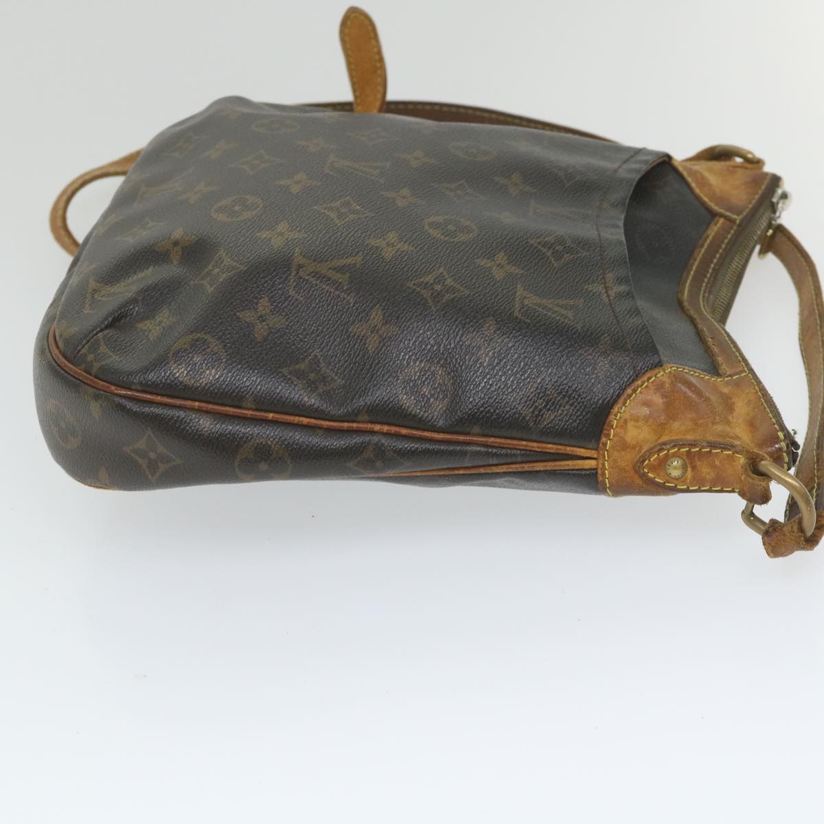 LOUIS VUITTON Monogram Odeon PM Shoulder Bag M56390 LV Auth 58694