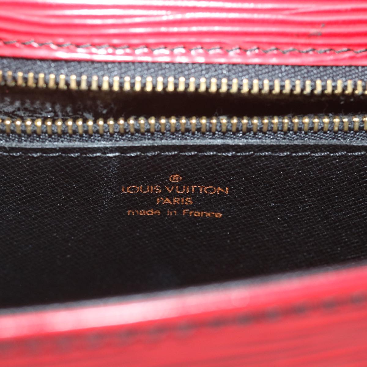 LOUIS VUITTON Epi Saint Cloud GM Shoulder Bag Red M52197 LV Auth 58880