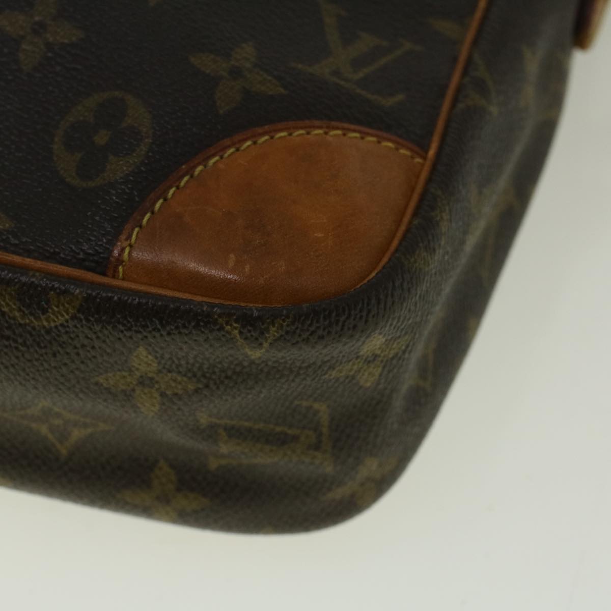 LOUIS VUITTON Monogram Danube GM Shoulder Bag M45262 LV Auth 58881