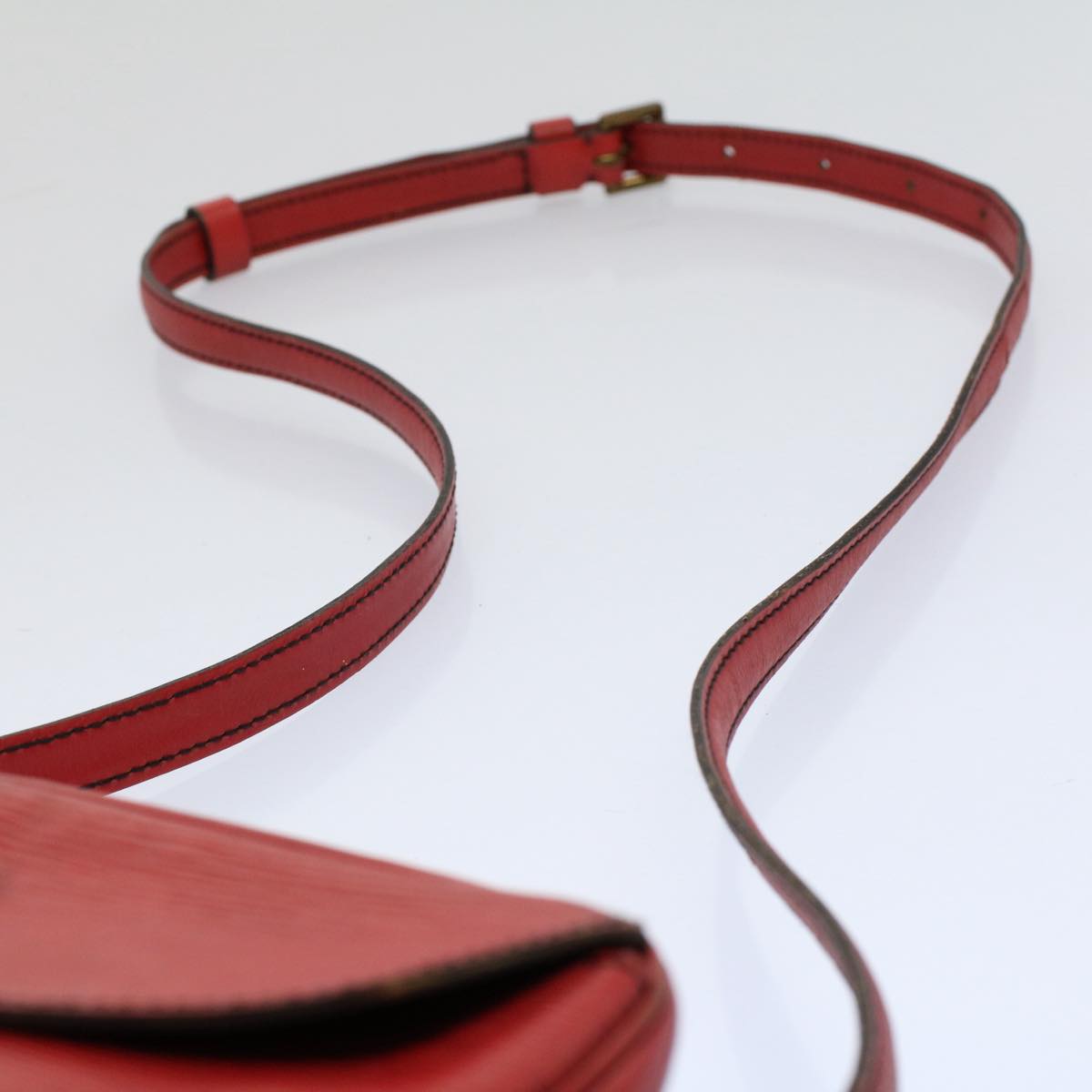 LOUIS VUITTON Epi Jeune Fille Shoulder Bag Red M52157 LV Auth 58914