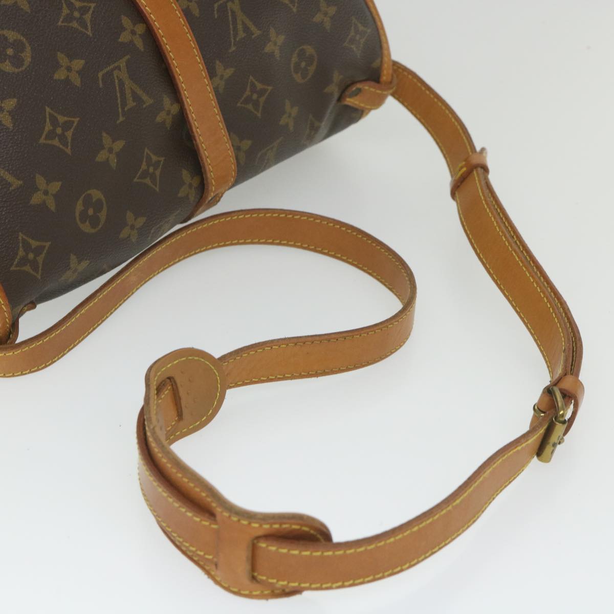 LOUIS VUITTON Monogram Saumur 30 Shoulder Bag M42256 LV Auth 58947