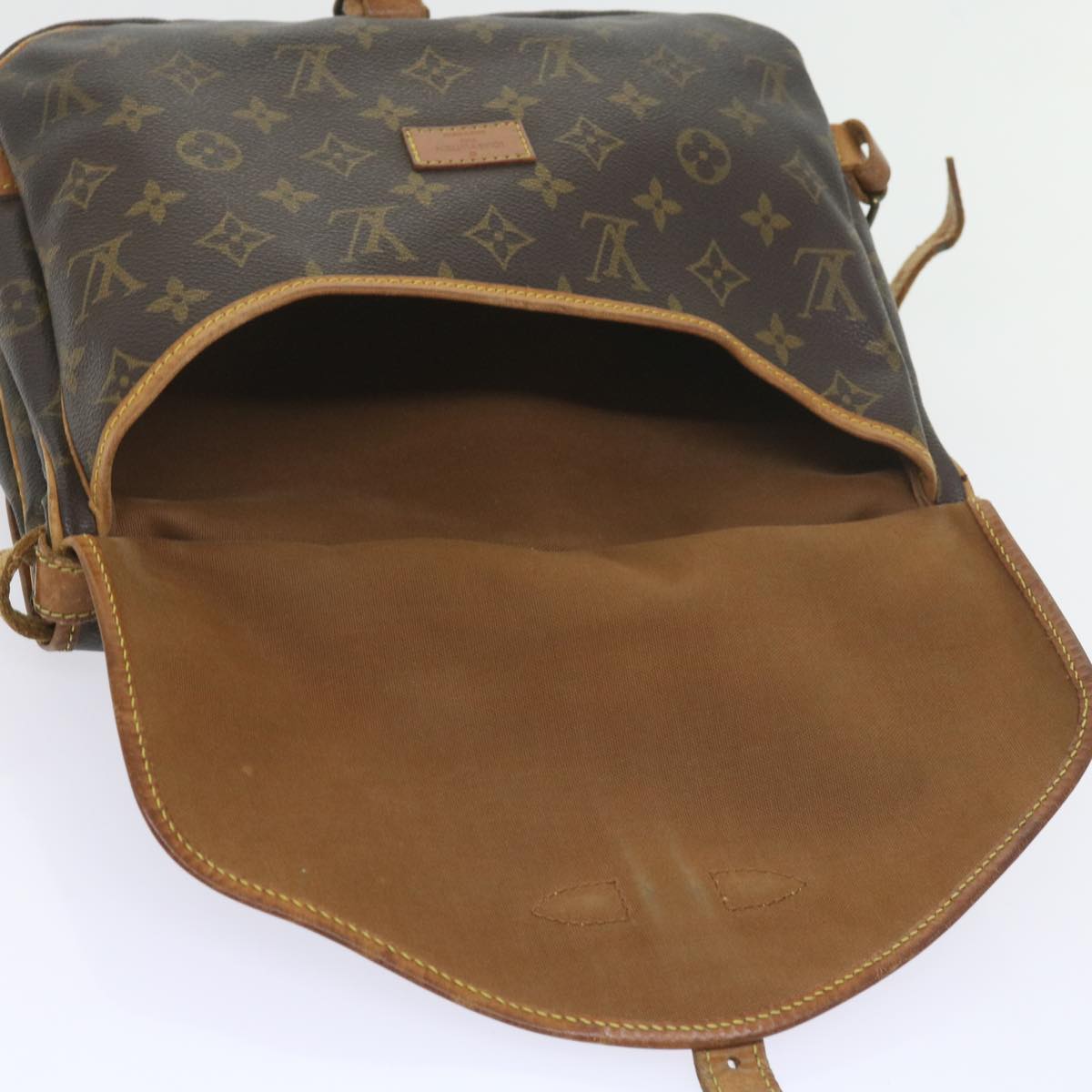 LOUIS VUITTON Monogram Saumur 30 Shoulder Bag M42256 LV Auth 58986