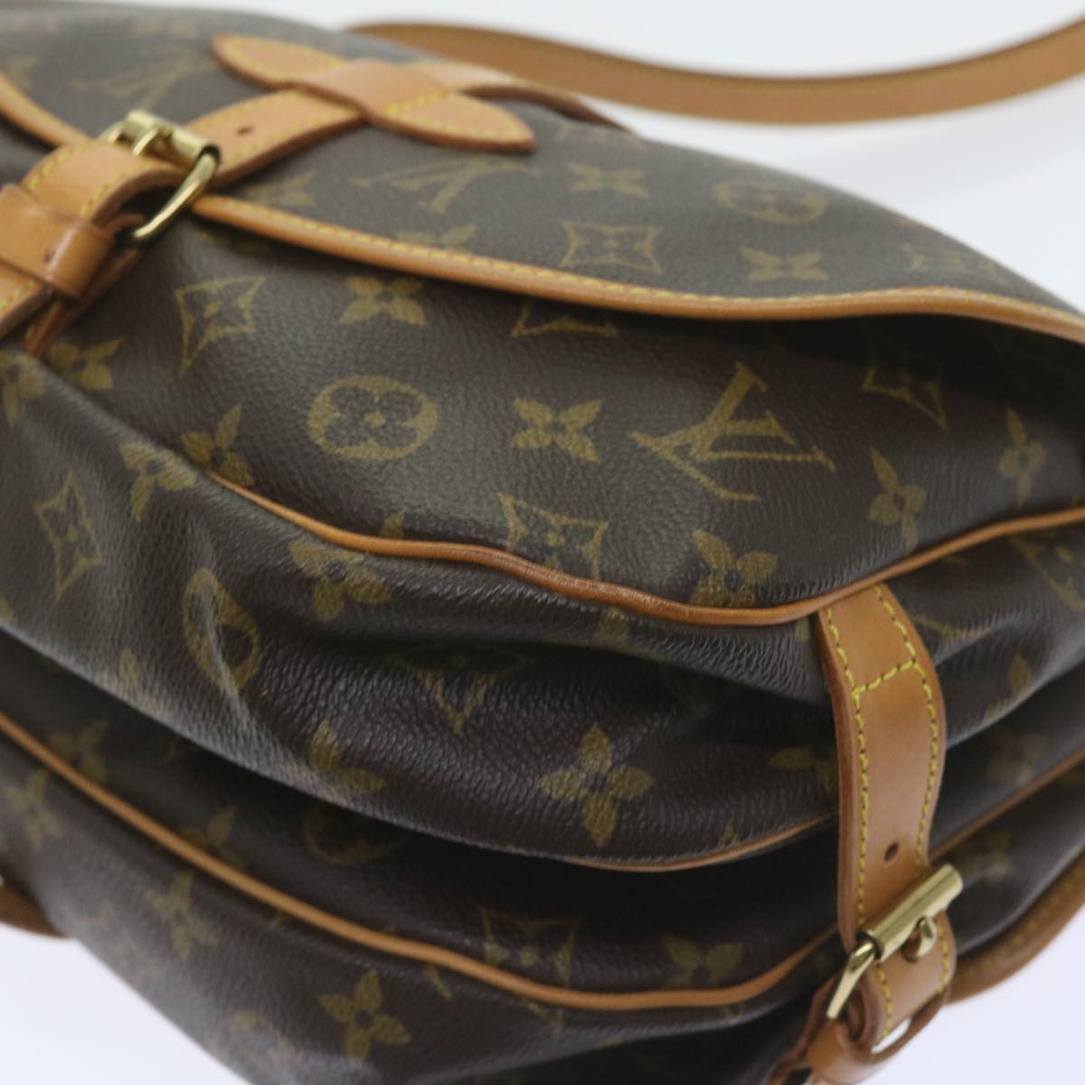 LOUIS VUITTON Monogram Saumur 30 Shoulder Bag M42256 LV Auth 59023