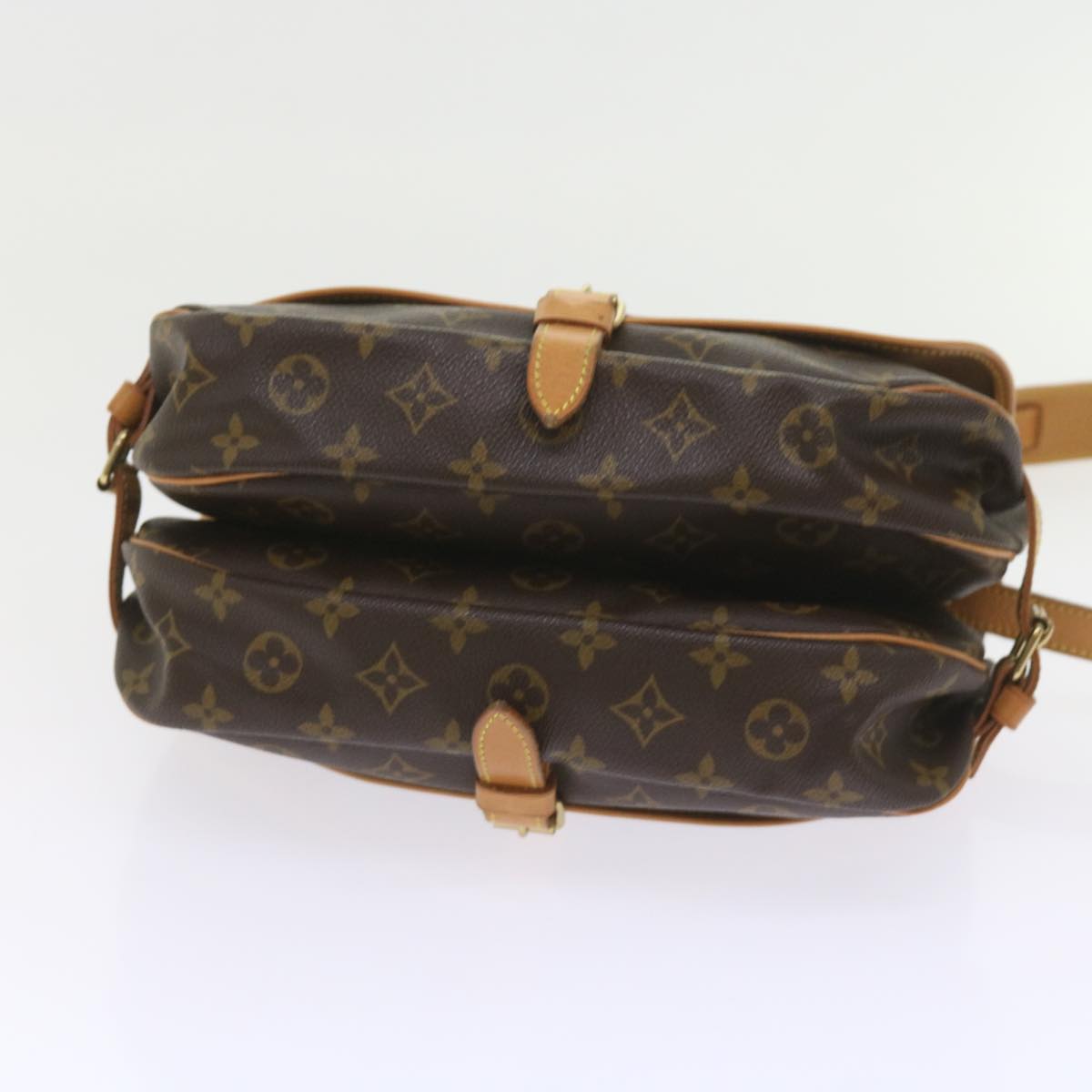 LOUIS VUITTON Monogram Saumur 30 Shoulder Bag M42256 LV Auth 59023