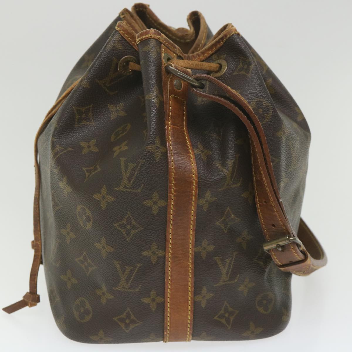 LOUIS VUITTON Monogram Petit Noe Shoulder Bag M42226 LV Auth 59038