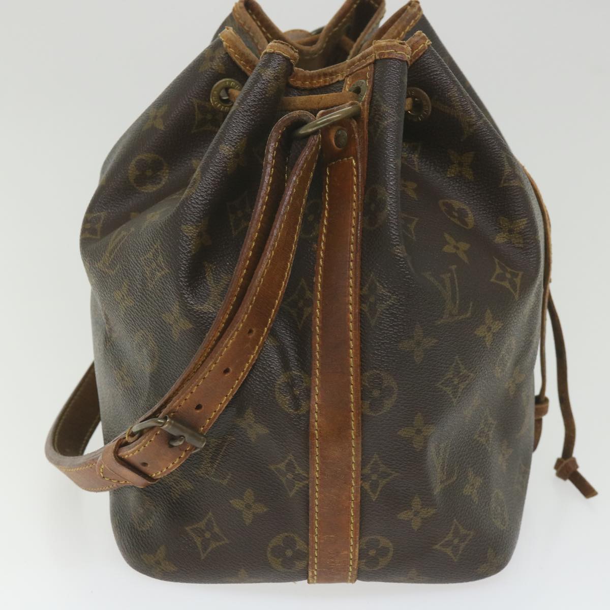 LOUIS VUITTON Monogram Petit Noe Shoulder Bag M42226 LV Auth 59038