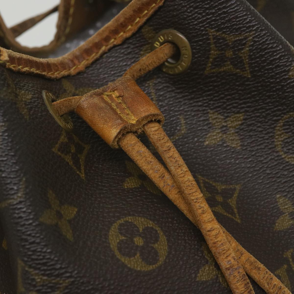 LOUIS VUITTON Monogram Petit Noe Shoulder Bag M42226 LV Auth 59038