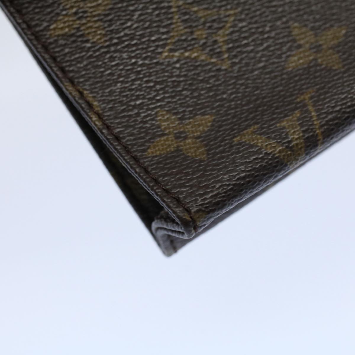 LOUIS VUITTON Monogram Poche Toilette 15 Pouch M47546 LV Auth 59112