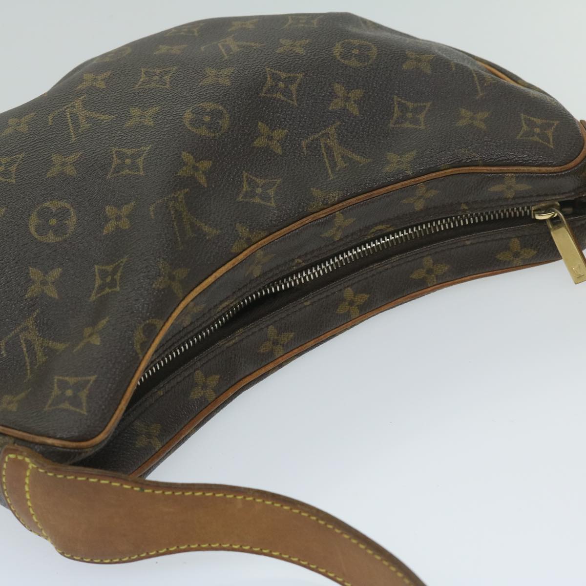 LOUIS VUITTON Monogram Croissant MM Shoulder Bag M51512 LV Auth 59314