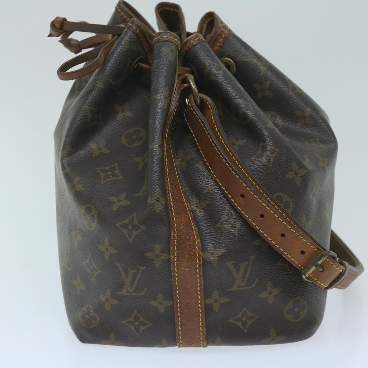 LOUIS VUITTON Monogram Petit Noe Shoulder Bag M42226 LV Auth 59341