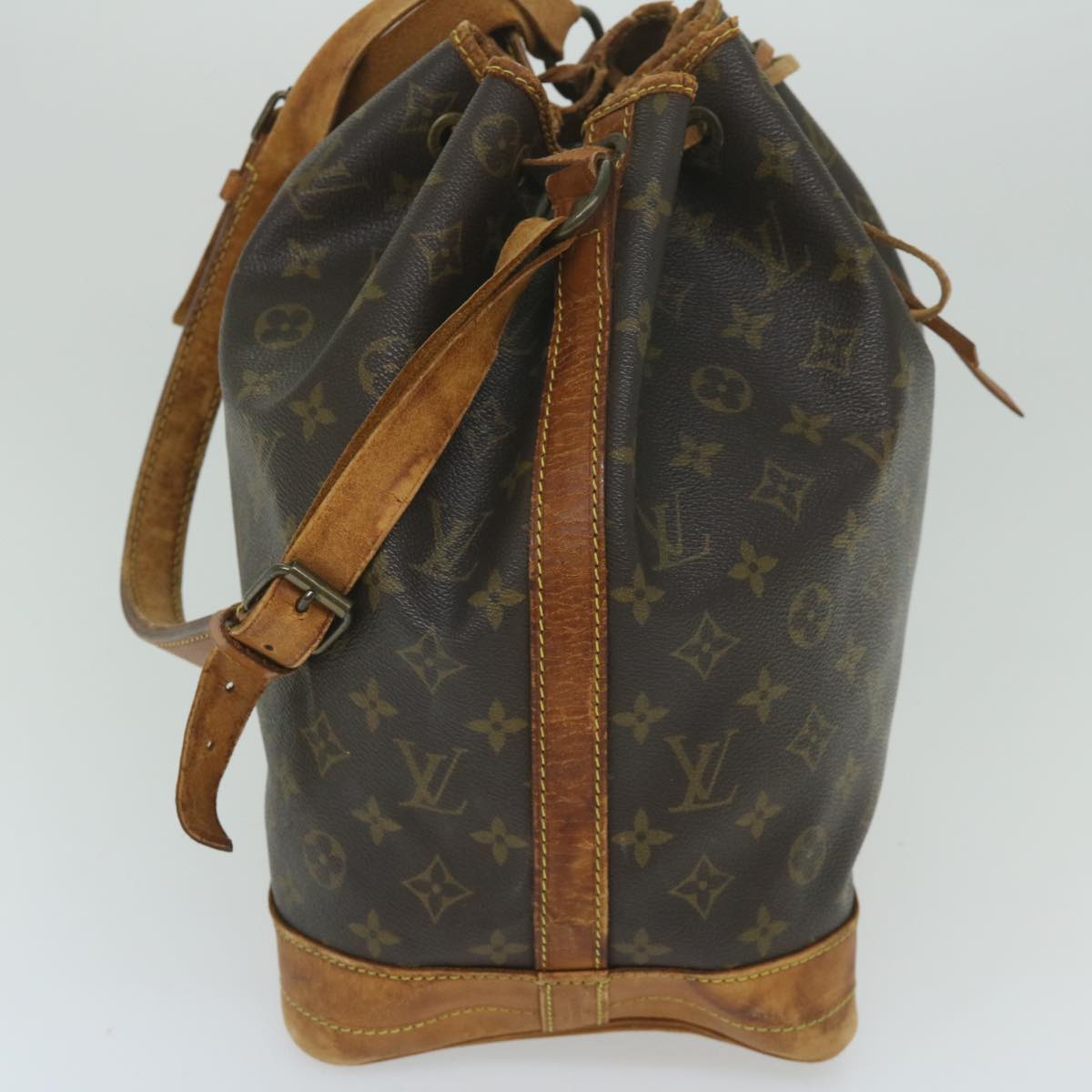 LOUIS VUITTON Monogram Noe Shoulder Bag M42224 LV Auth 59424