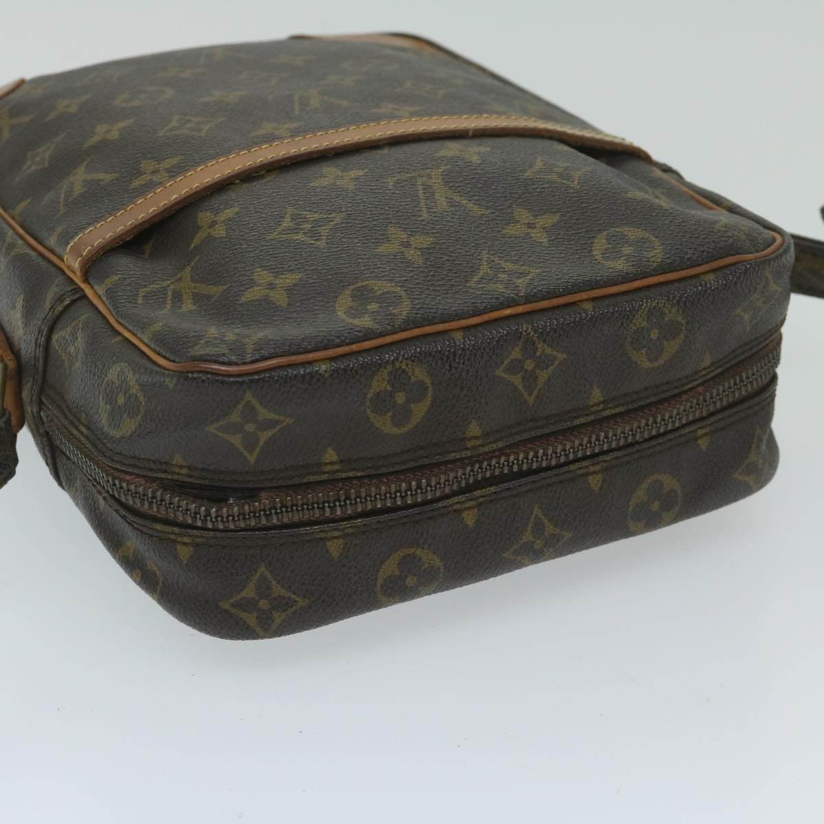 LOUIS VUITTON Monogram Danube MM Shoulder Bag M45264 LV Auth 59607