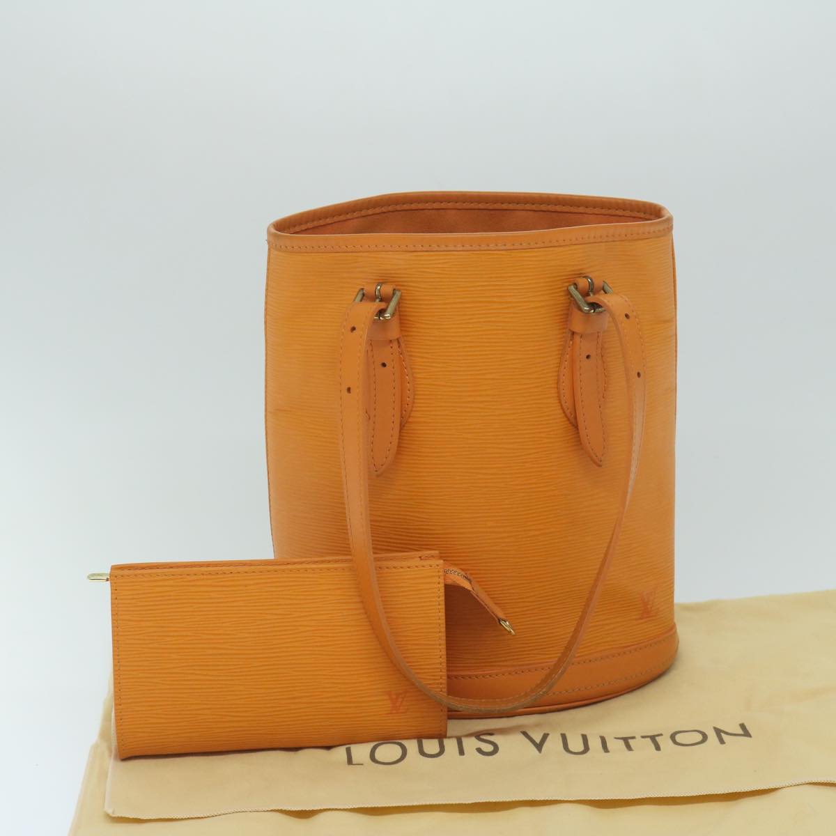 LOUIS VUITTON Epi Bucket PM Shoulder Bag Orange Mandarin M5899H LV Auth 59638