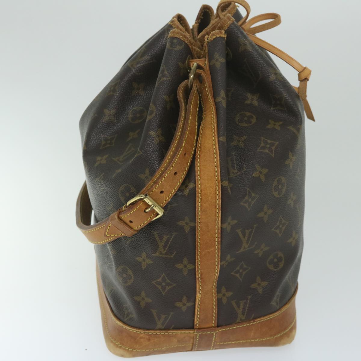 LOUIS VUITTON Monogram Noe Shoulder Bag M42224 LV Auth 59829