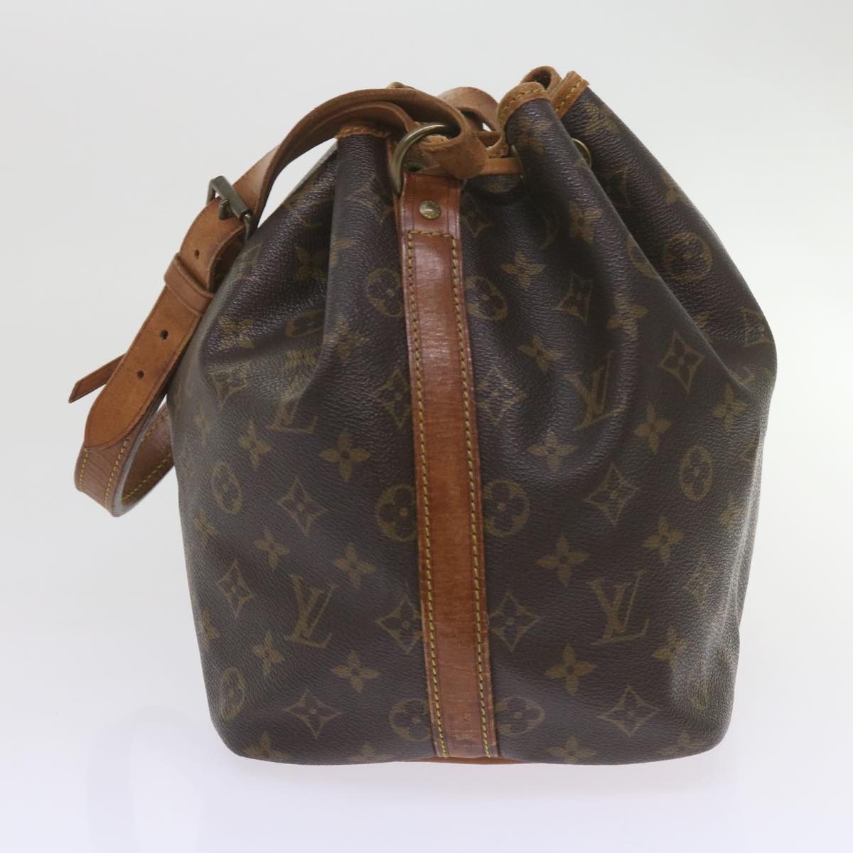 LOUIS VUITTON Monogram Petit Noe Shoulder Bag M42226 LV Auth 59830