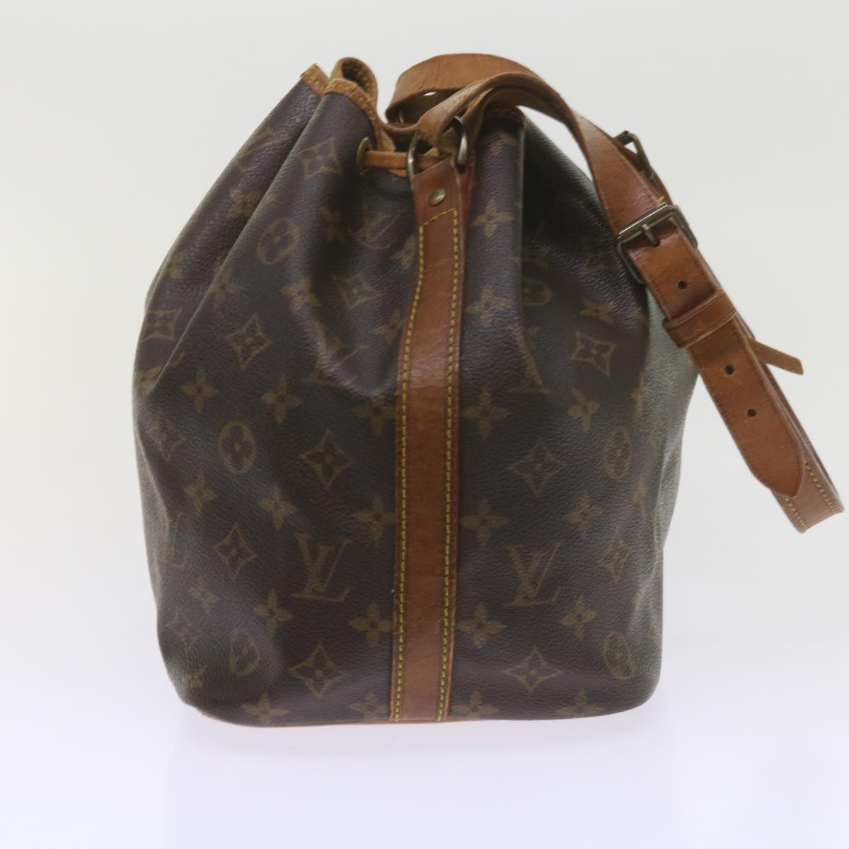 LOUIS VUITTON Monogram Petit Noe Shoulder Bag M42226 LV Auth 59830