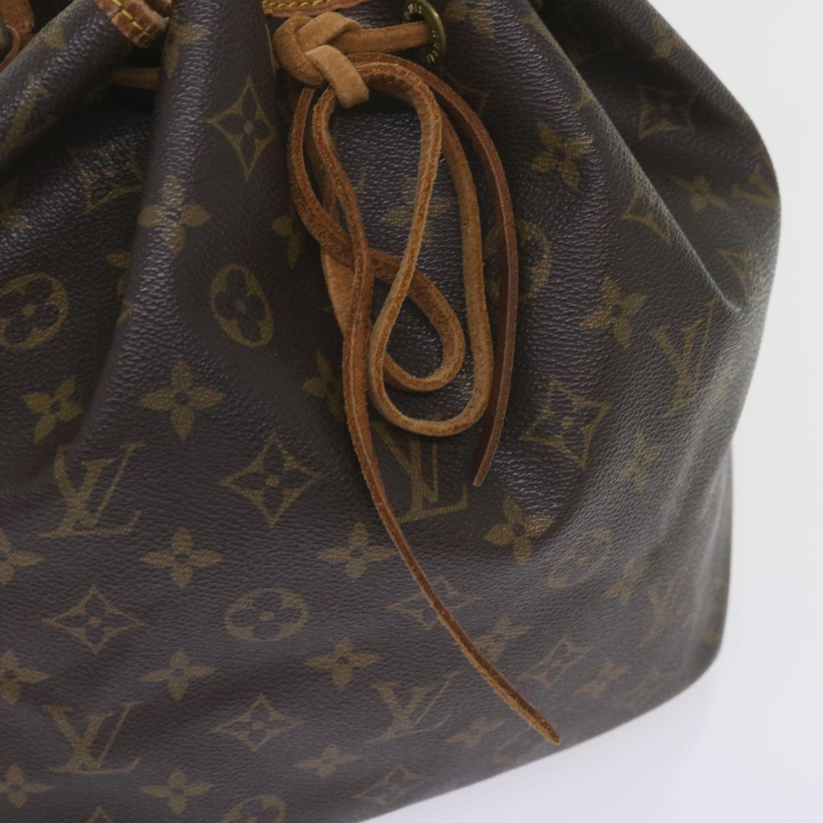 LOUIS VUITTON Monogram Petit Noe Shoulder Bag M42226 LV Auth 59830