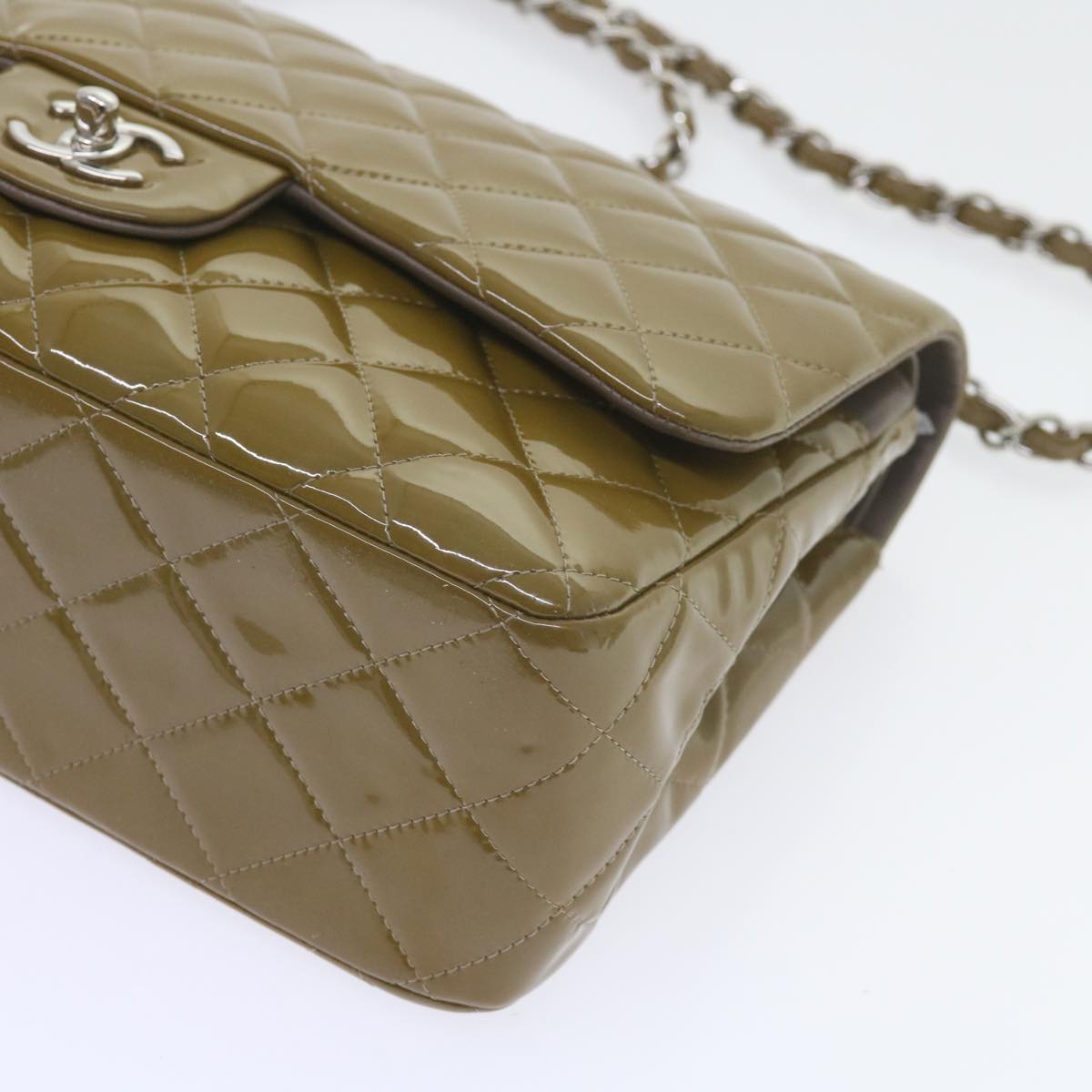 CHANEL Matelasse Chain Shoulder Bag Patent leather Khaki CC Auth 59886A