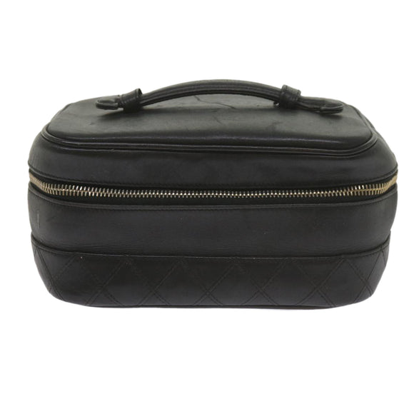 CHANEL Vanity Cosmetic Pouch Leather Black CC Auth 59984