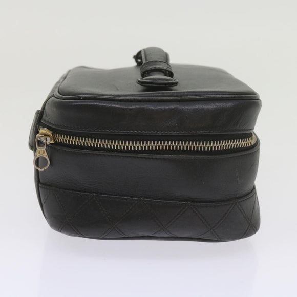 CHANEL Vanity Cosmetic Pouch Leather Black CC Auth 59984