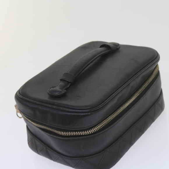 CHANEL Vanity Cosmetic Pouch Leather Black CC Auth 59984