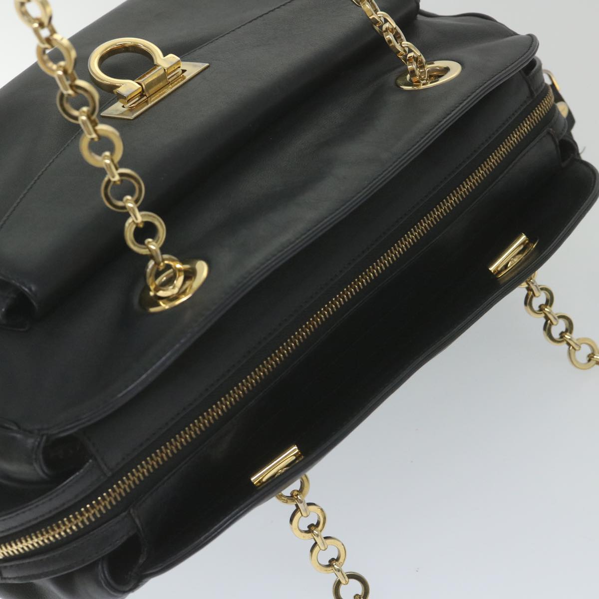 Salvatore Ferragamo Chain Shoulder Bag Leather Black Auth 59997