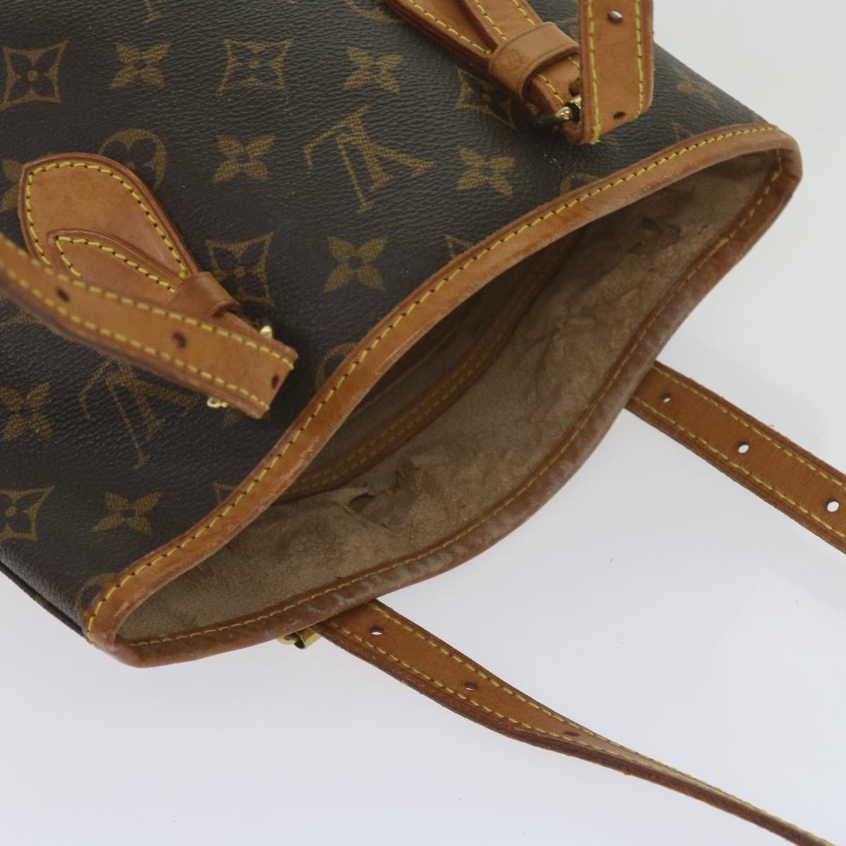 LOUIS VUITTON Monogram Bucket PM Shoulder Bag M42238 LV Auth 60006