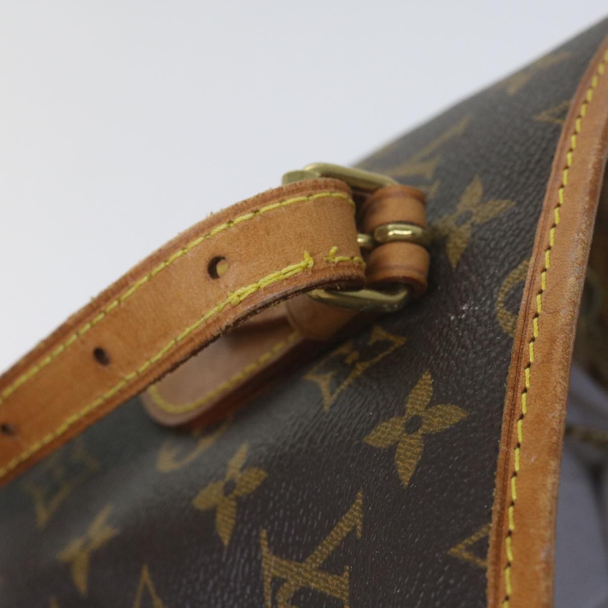 LOUIS VUITTON Monogram Bucket PM Shoulder Bag M42238 LV Auth 60006