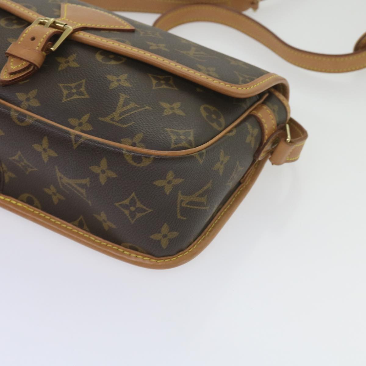 LOUIS VUITTON Monogram Sologne Shoulder Bag M42250 LV Auth 60053A