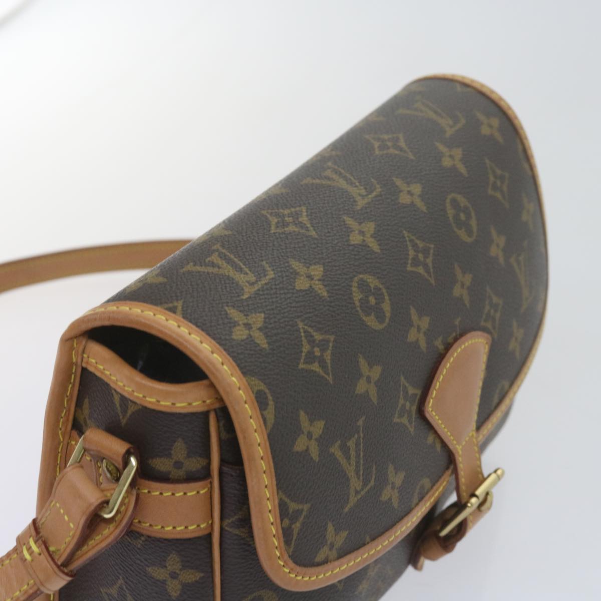 LOUIS VUITTON Monogram Sologne Shoulder Bag M42250 LV Auth 60053A