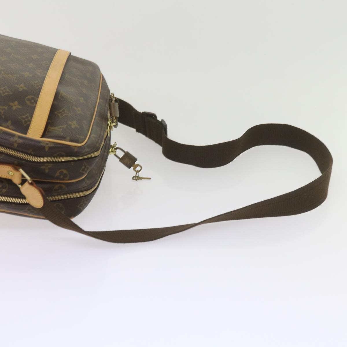 LOUIS VUITTON Monogram Reporter GM Shoulder Bag M45252 LV Auth 60088A