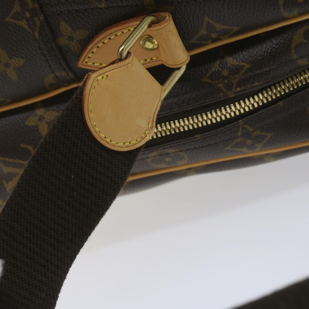 LOUIS VUITTON Monogram Reporter GM Shoulder Bag M45252 LV Auth 60088A