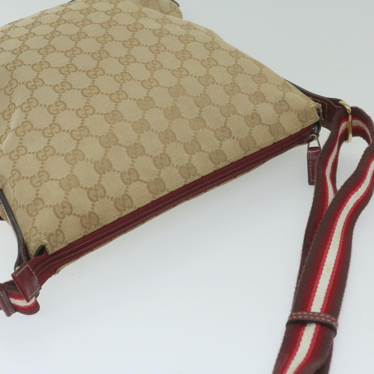 GUCCI GG Canvas Sherry Line Shoulder Bag Beige Red 145857 Auth 60140